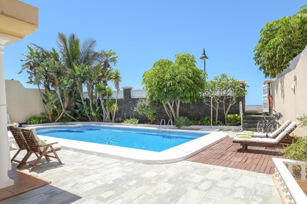 Villa La Concha Beachfront Heated Pool Playa Honda (Lanzarote) Exterior foto