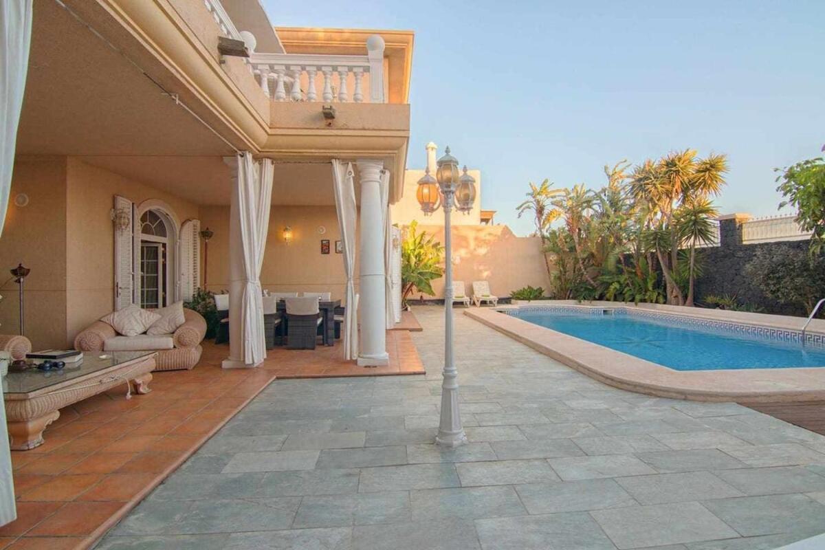 Villa La Concha Beachfront Heated Pool Playa Honda (Lanzarote) Exterior foto